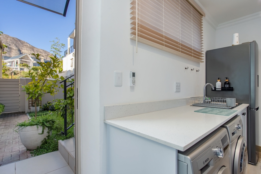 1 Bedroom Property for Sale in Franschhoek Western Cape